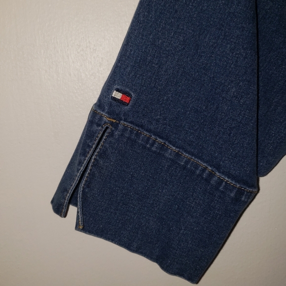 💘3 for $10💘 Tommy Hilfiger Jean Shirt - Picture 4 of 5